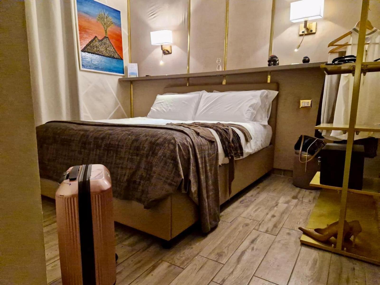 La Dimora Nei Presepi In San Gregorio Apartment Naples Luaran gambar