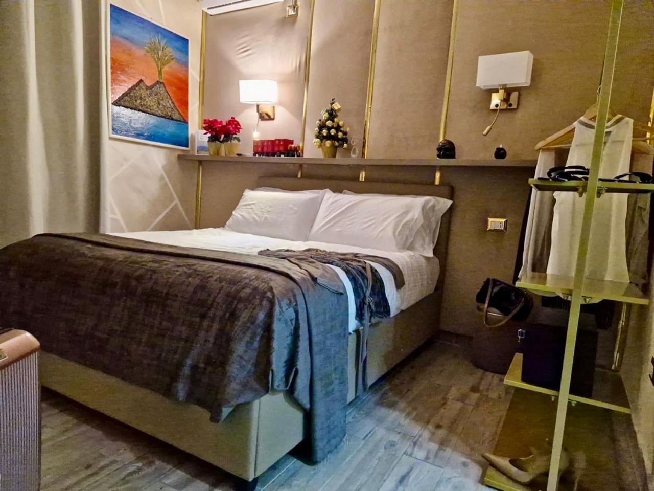 La Dimora Nei Presepi In San Gregorio Apartment Naples Luaran gambar
